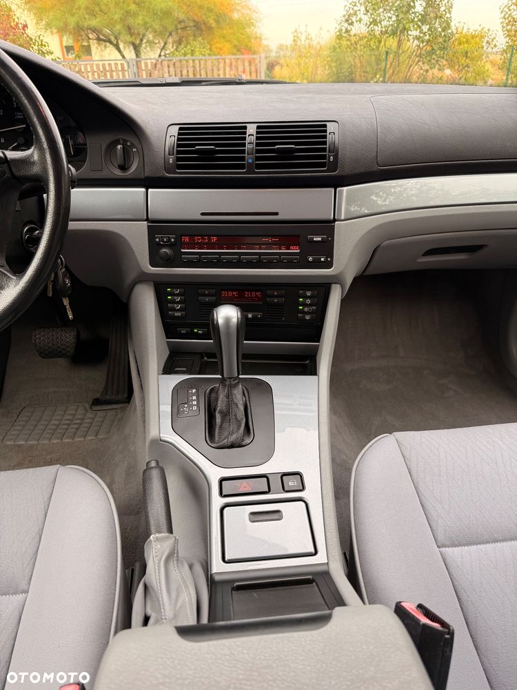 BMW Seria 5 - 21