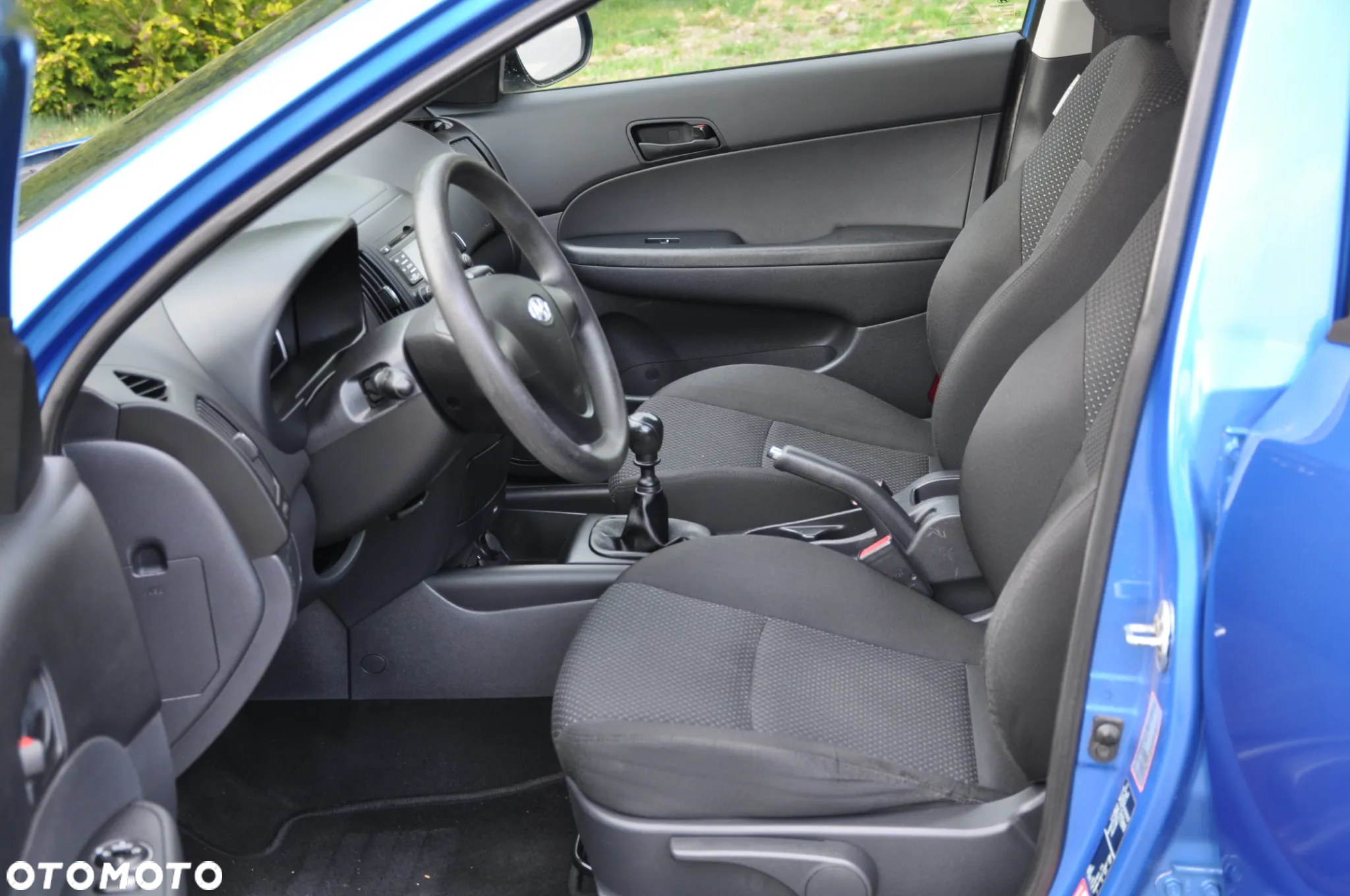 Hyundai i30 1.4 Base + - 25