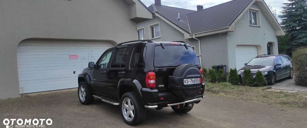 Jeep Cherokee - 10