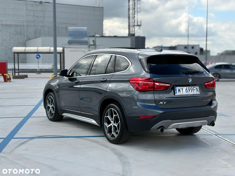 BMW X1 - 4
