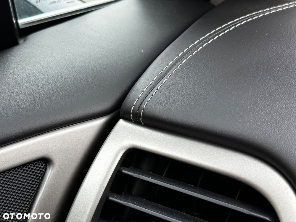 Ford Mondeo Vignale 2.0 EcoBoost - 22