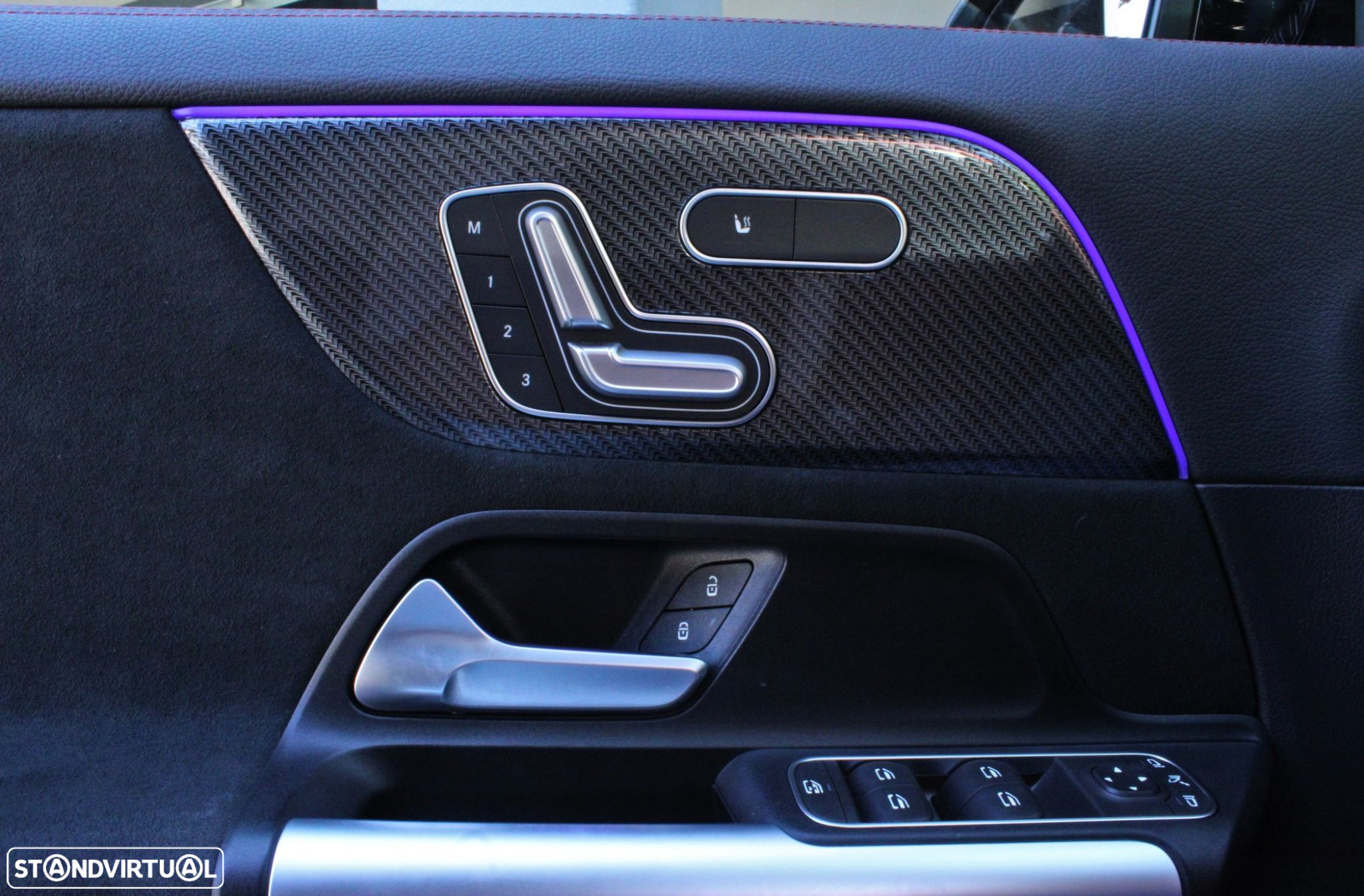 Mercedes-Benz GLA 180 d - 17