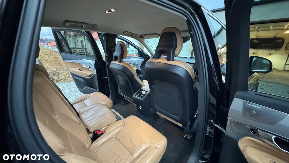 Volvo XC 90 D5 SCR AWD Inscription 7os - 22