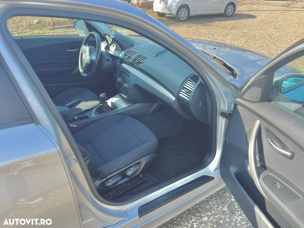 BMW Seria 1 118d - 10