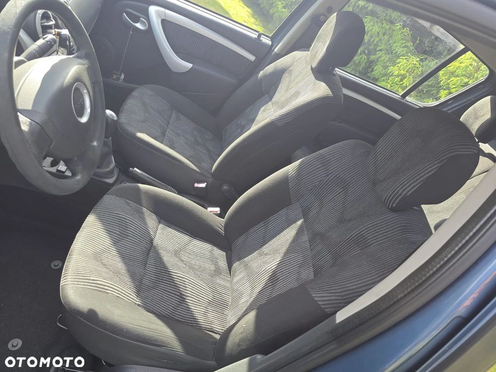 Dacia Sandero 1.4 MPI Laureate - 8