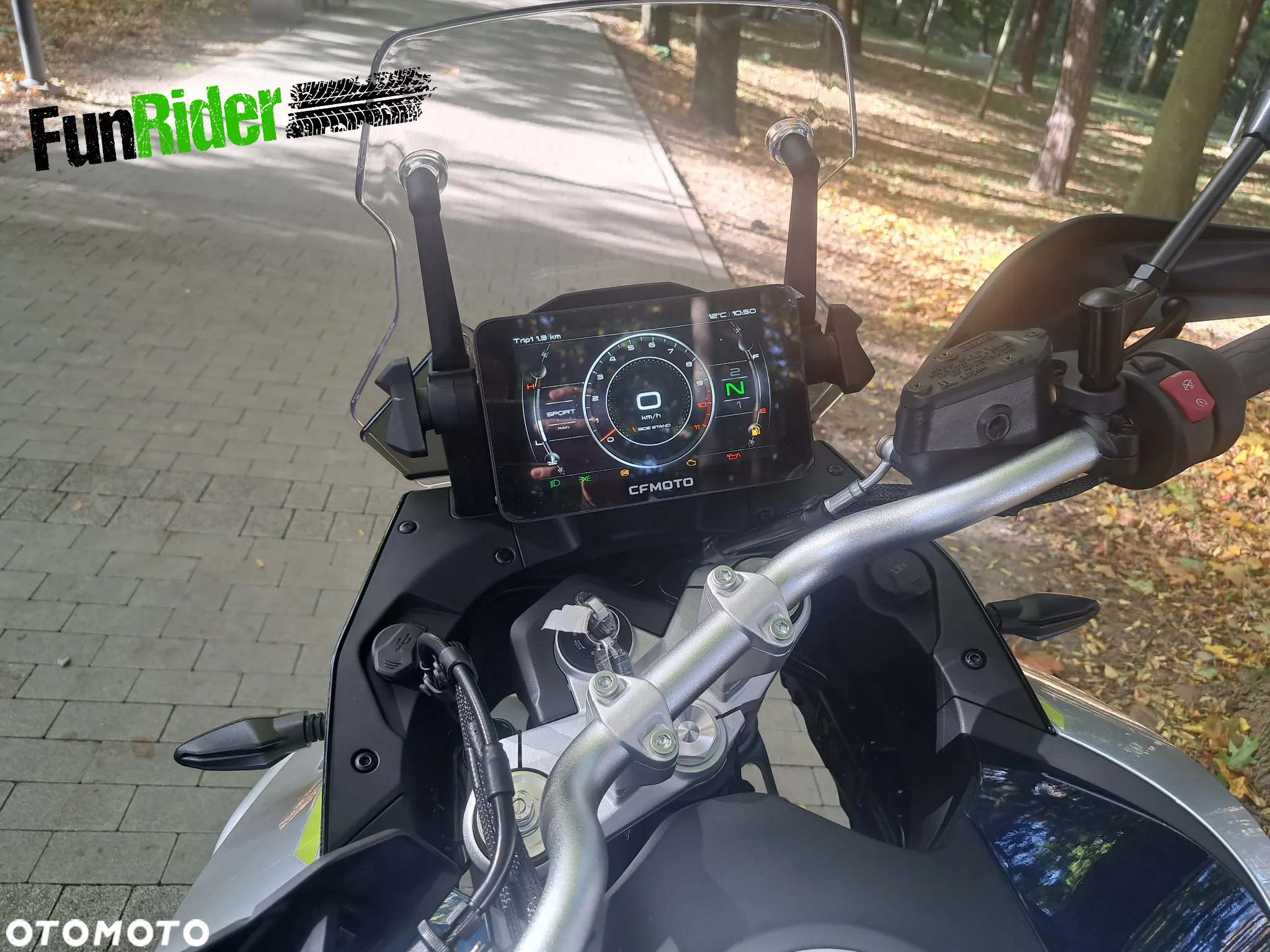 CFMoto MT - 12