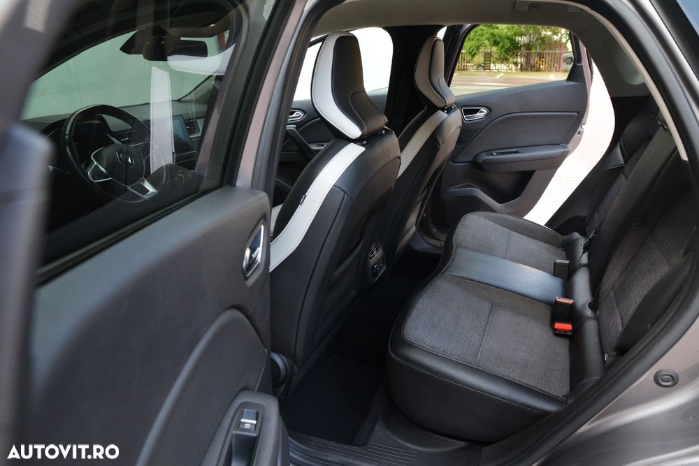 Renault Captur BLUE dCi EDC Intens - 13
