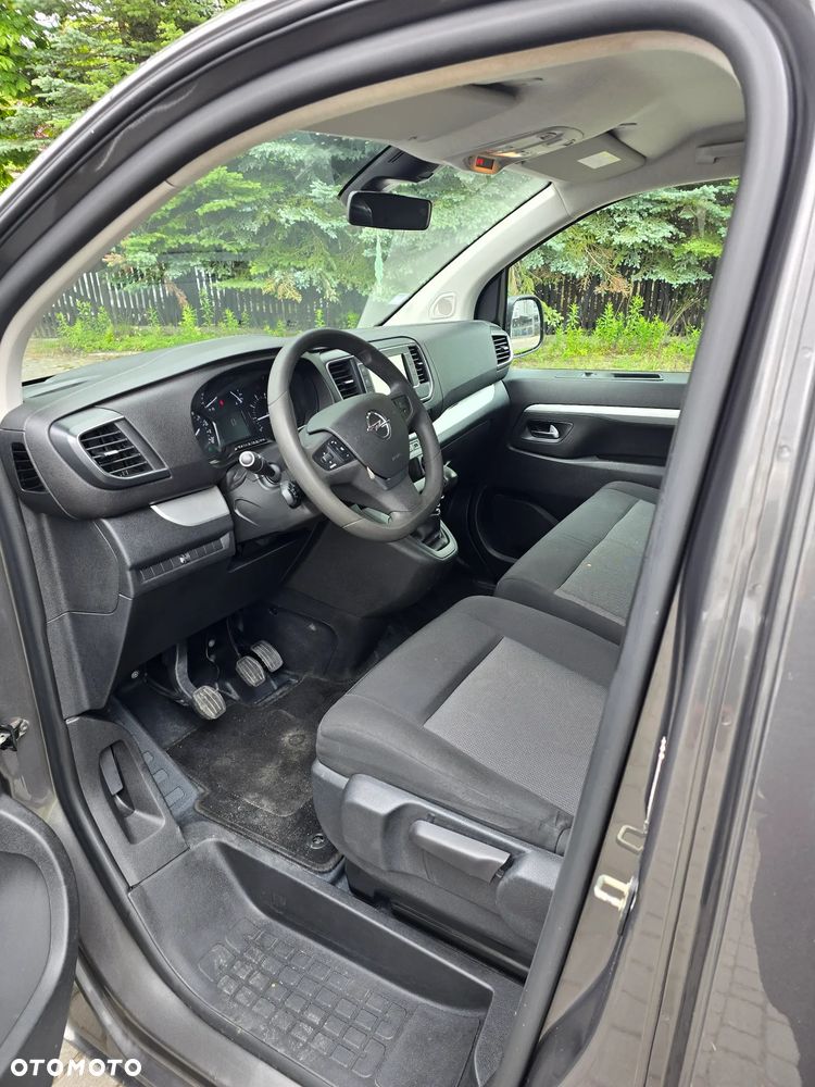 Opel Vivaro - 8