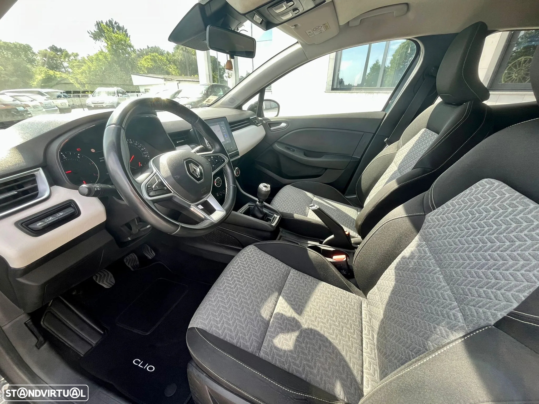 Renault Clio 1.5 Blue dCi Evolution - 9