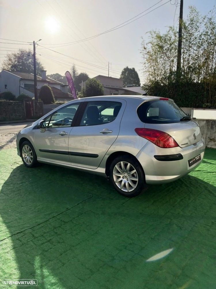 Peugeot 308 1.6 HDi Premium - 8
