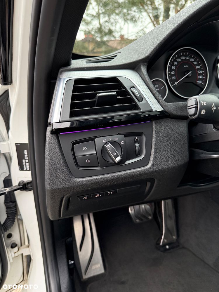 BMW Seria 3 320d Edition M Sport Shadow - 11