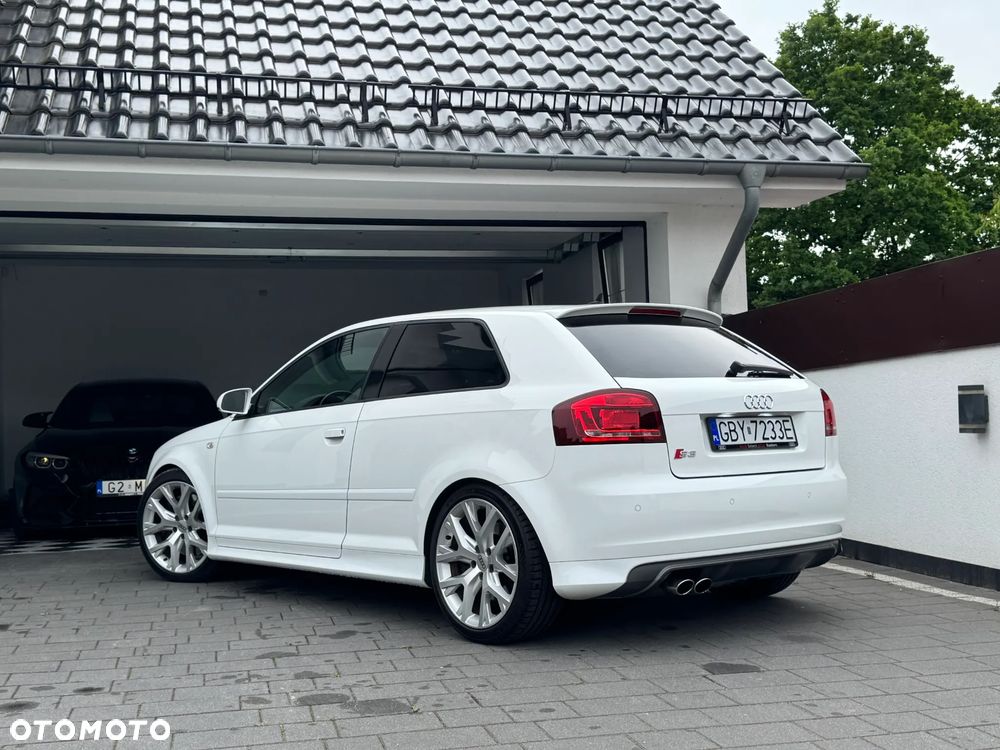 Audi S3 Standard - 13
