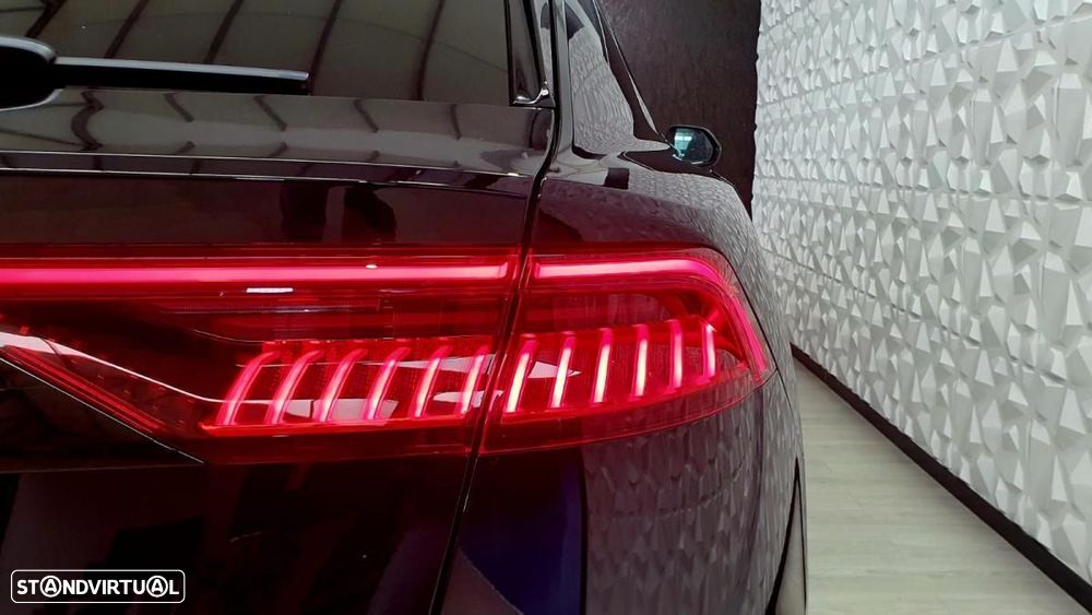 Audi SQ8 TFSI quattro Tiptronic - 17