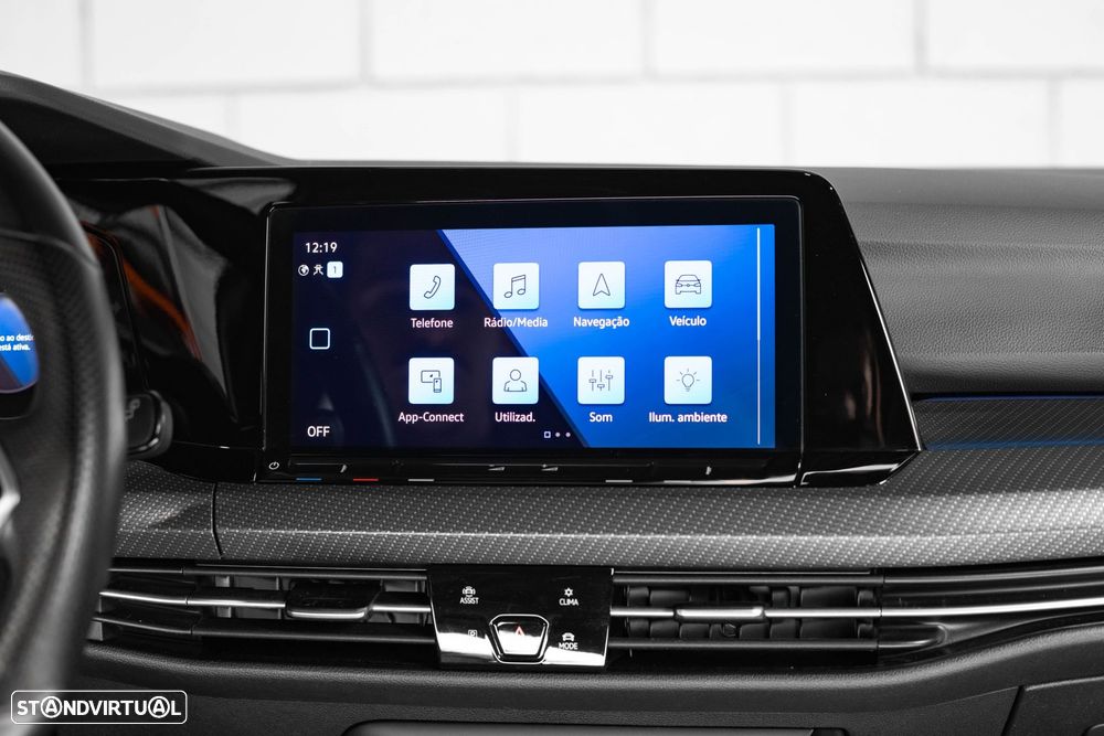 VW Golf Variant 2.0 TDi R-Line DSG - 17