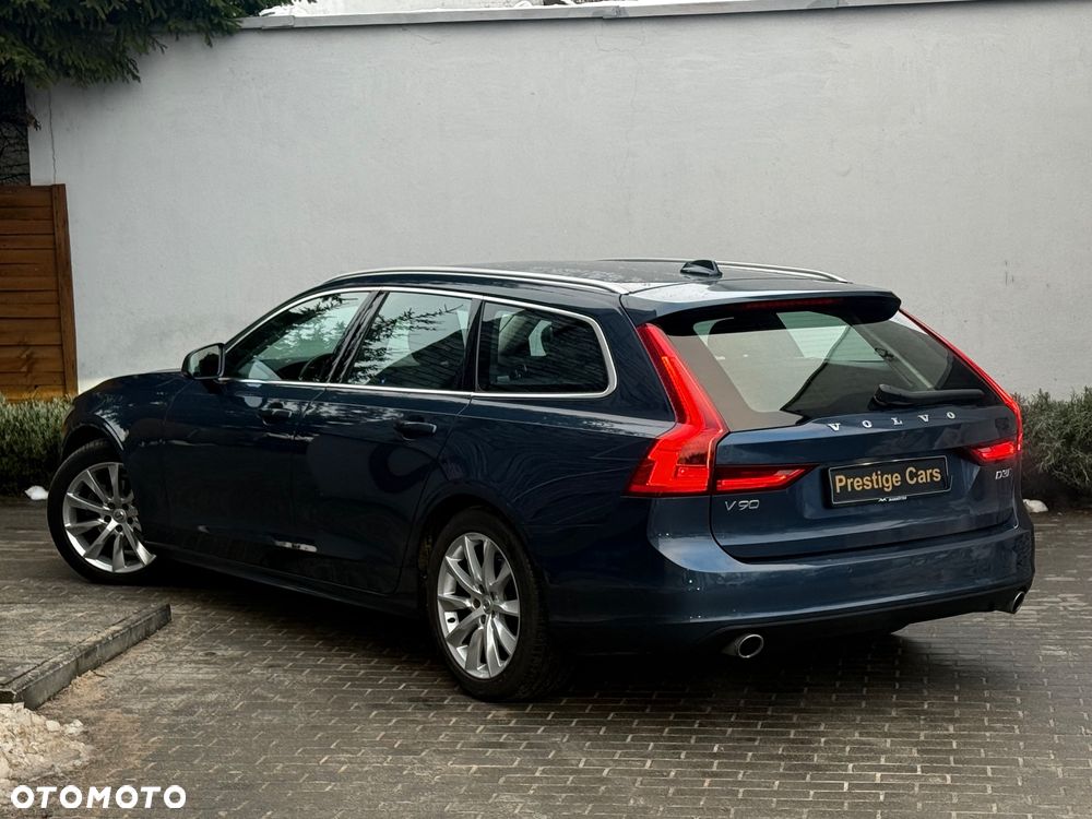 Volvo V90 D3 AWD Geartronic Momentum - 33