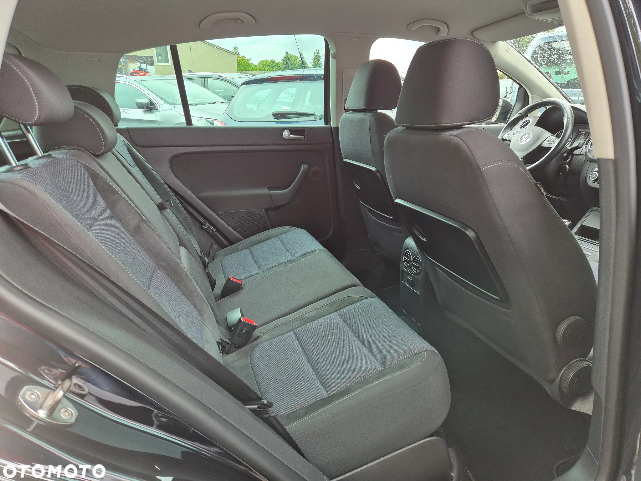 Volkswagen Golf Plus 1.6 TDI DPF Style - 12