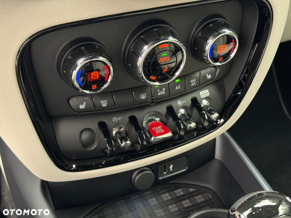 MINI Clubman Cooper - 17