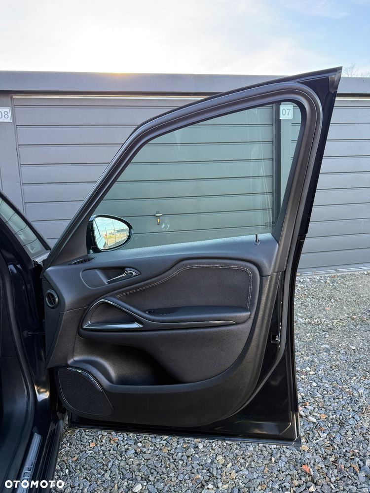 Opel Zafira Tourer 2.0 BITurbo CDTI Start/Stop Sport - 25