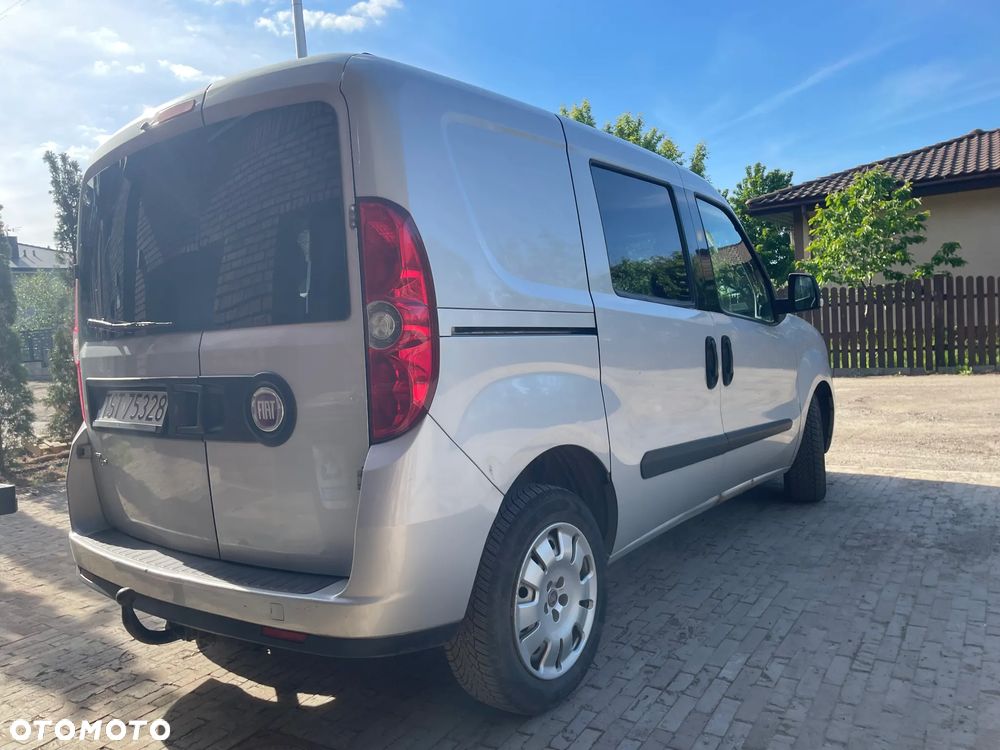 Fiat Doblo 2.0 Multijet 16V Emotion - 8