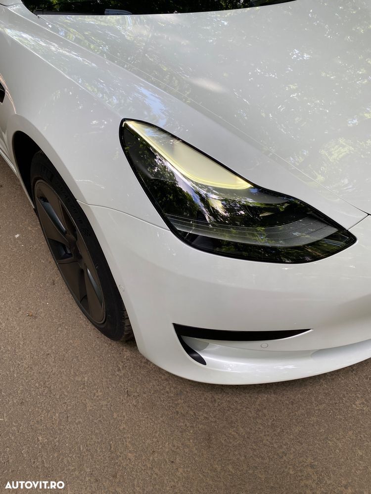Tesla Model 3 - 15
