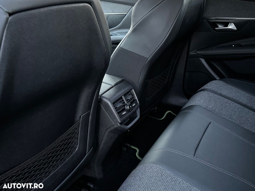Peugeot 3008 225 e-EAT8 GT Pack - 14