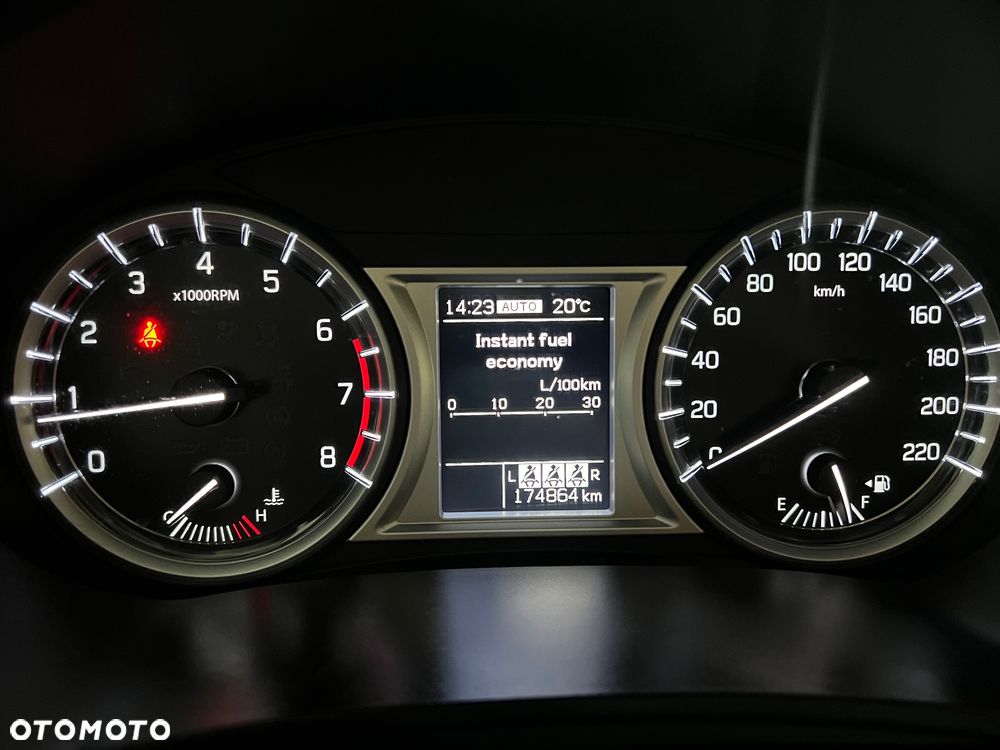 Suzuki Vitara - 19