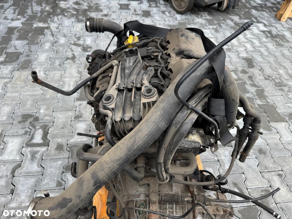 SILNIK KOMPLETNY 2.5 DCI RENAULT MASTER 9GUA750 - 4