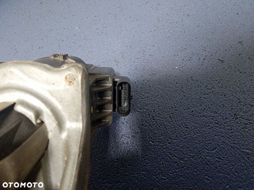 BMW 7 G11 G12 750i 4.4 V8 N63 TURBOSPRĘŻARKA 8600290 - 6