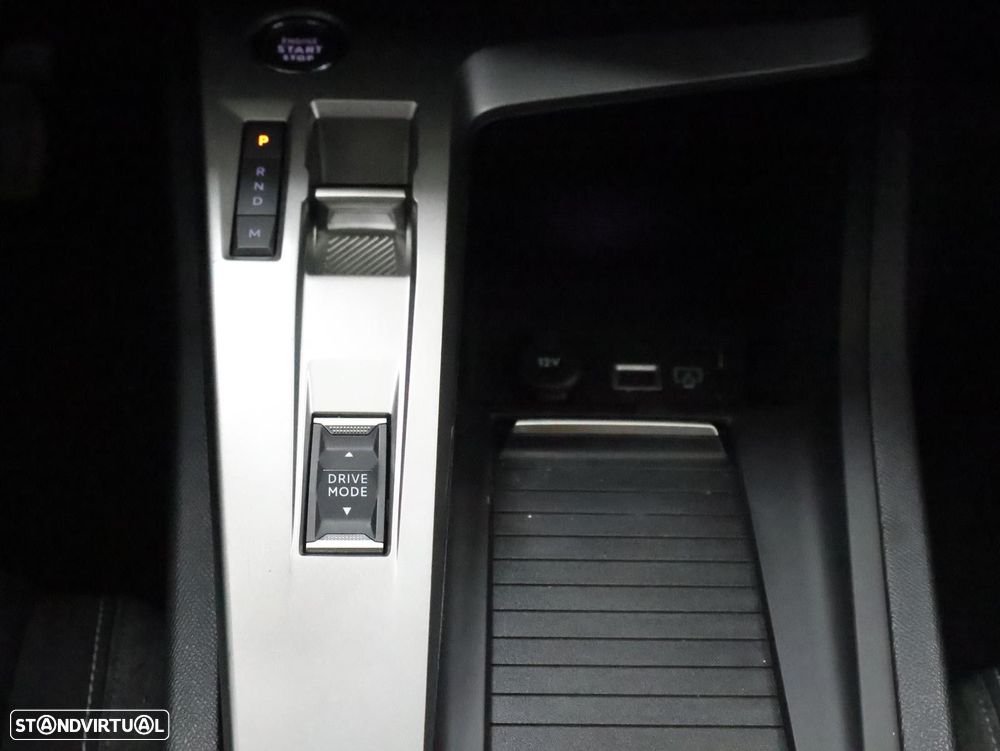 Peugeot 308 1.5 BlueHDi Active Pack EAT8 - 24