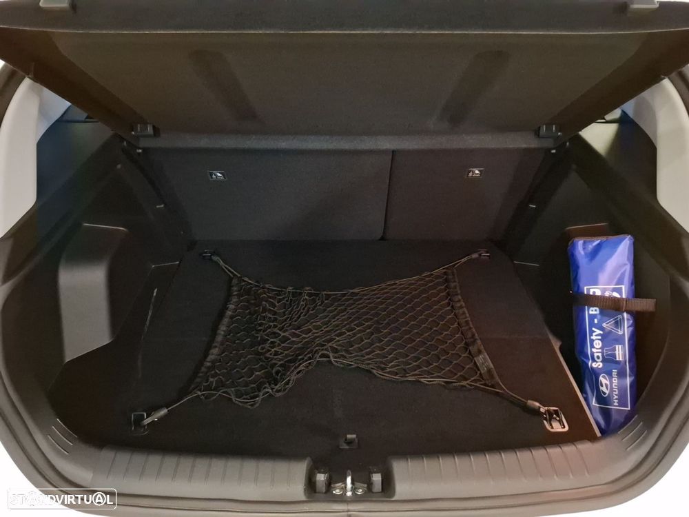 Hyundai Bayon 1.0 T-GDI Premium TT DCT - 17