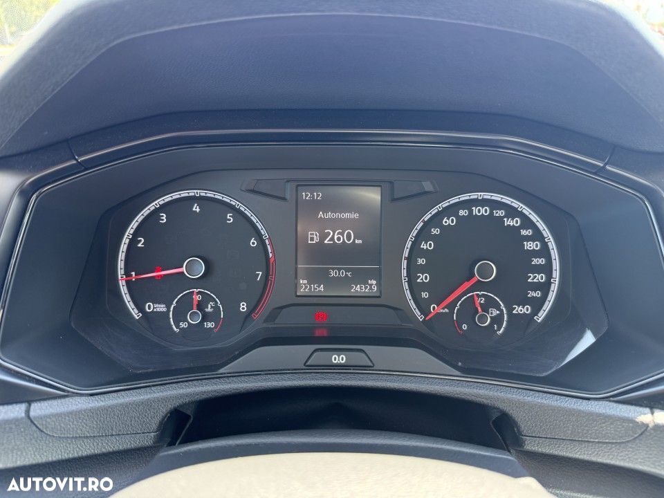 Volkswagen T-Roc 1.0 TSI Base - 10