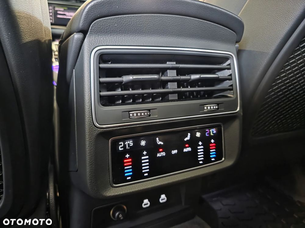 Audi Q8 50 TDI mHEV Quattro Black Edition Tiptronic - 23