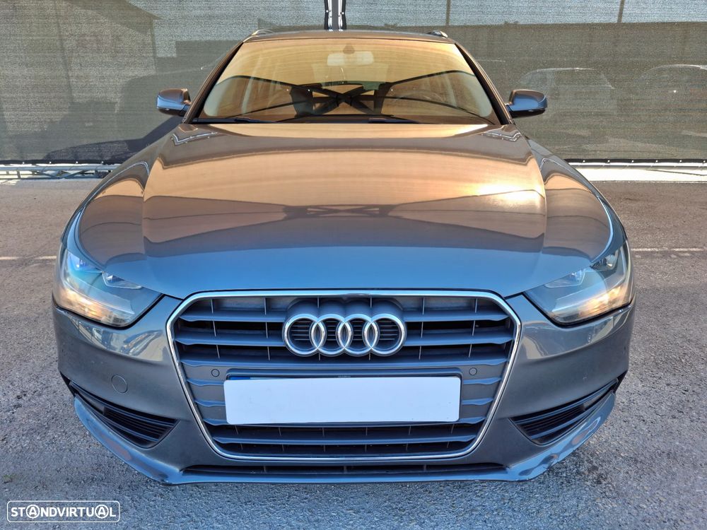 Audi A4 Avant 2.0 TDI Business Line - 5