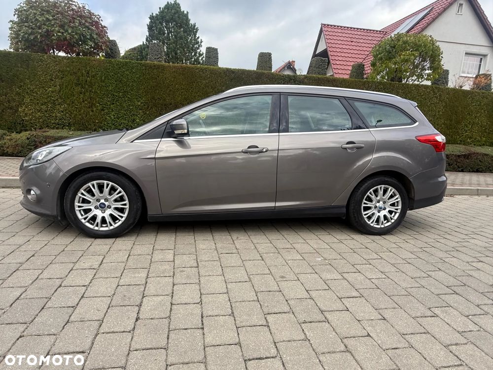 Ford Focus 1.6 TDCi DPF Start-Stopp-System SYNC Edition - 12