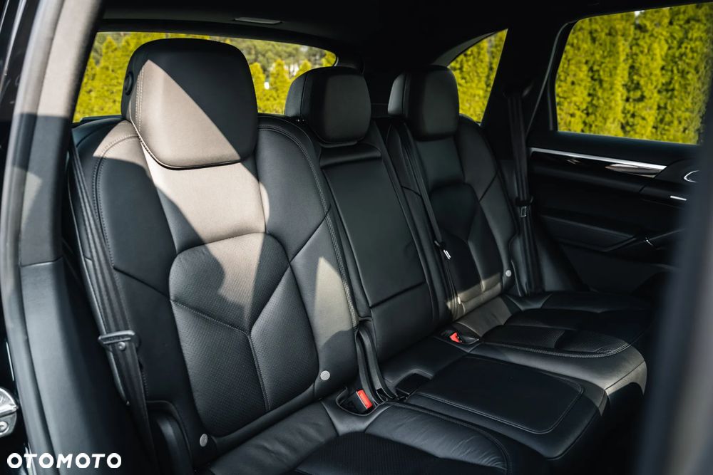 Porsche Cayenne S Diesel - 25
