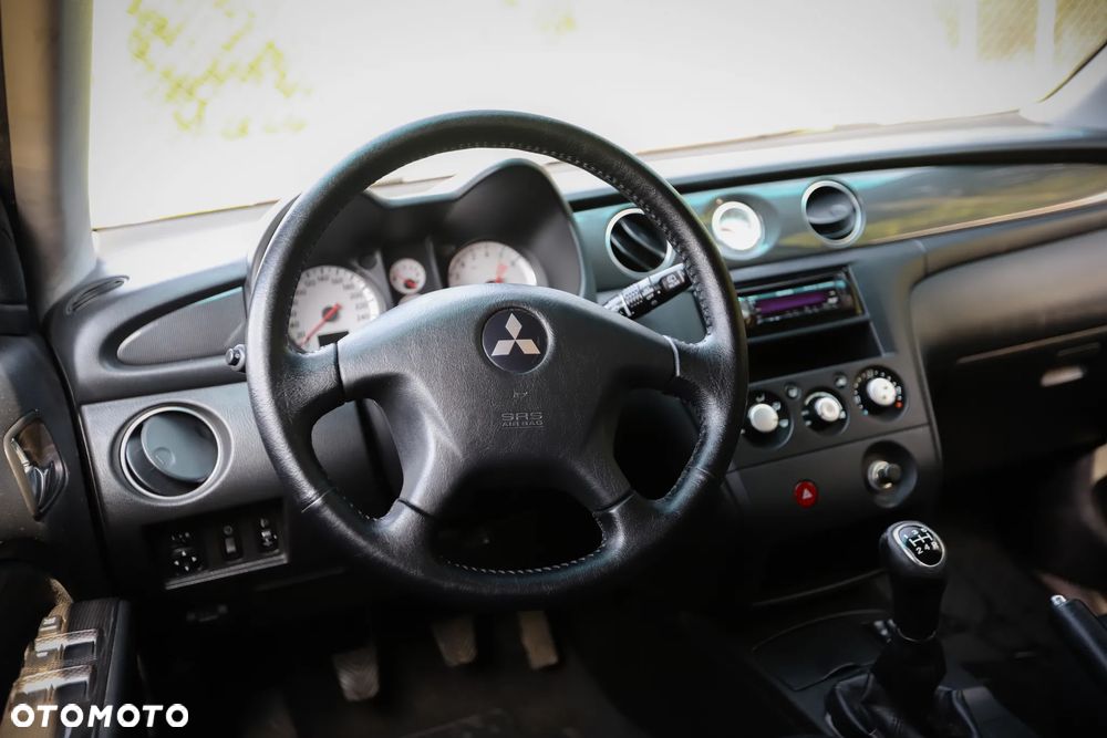 Mitsubishi Outlander 2.0 Turbo 4WD - 11