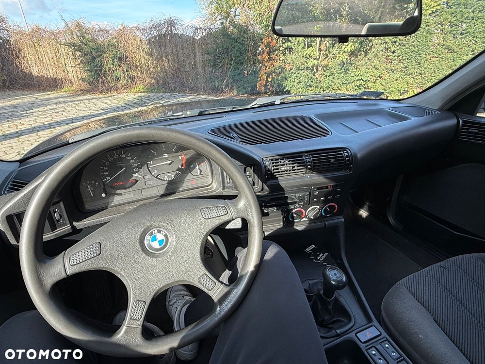 BMW Seria 5 525tds - 11