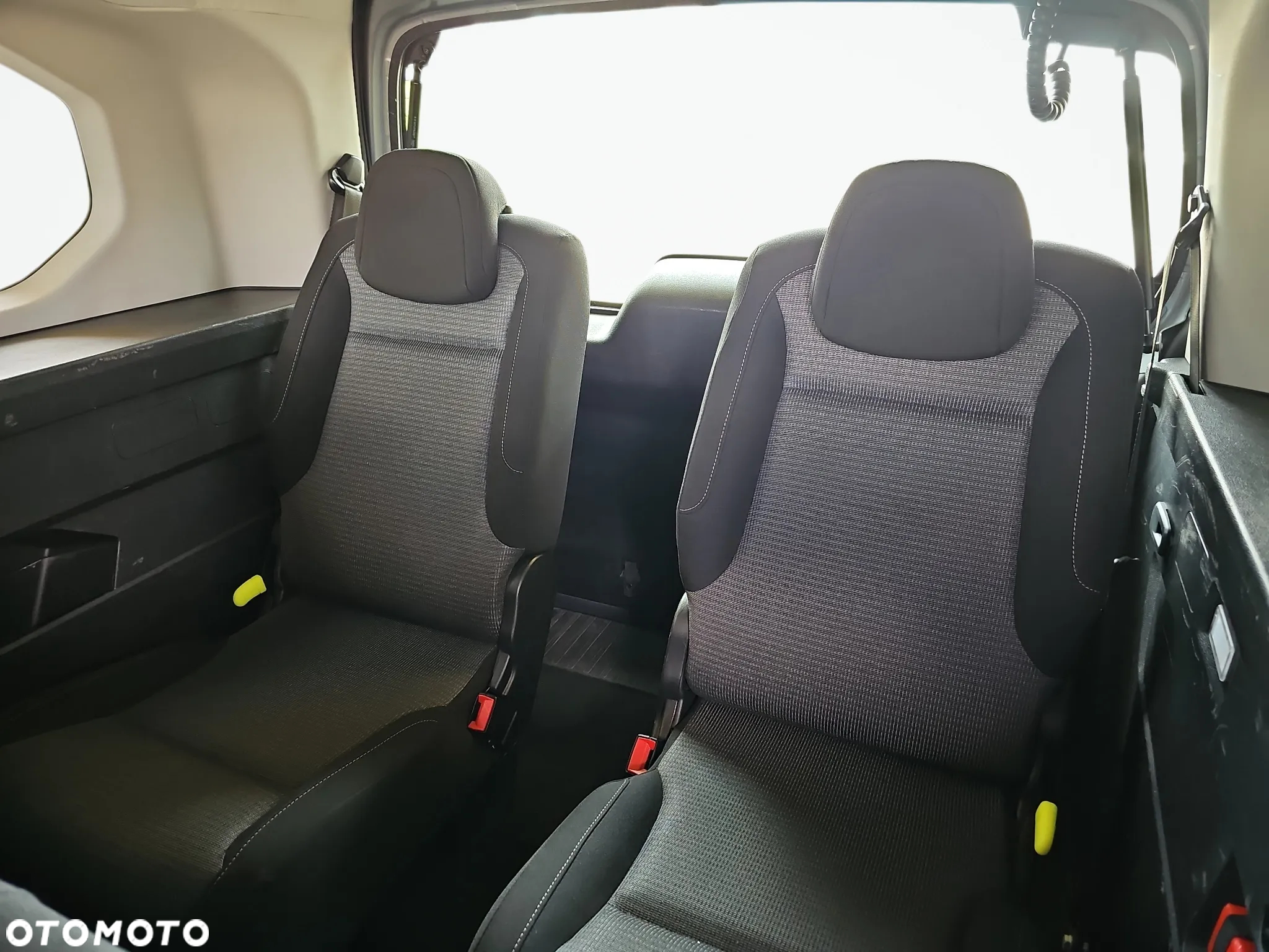 Toyota Proace City Verso Long 1.5 D-4D Business - 15