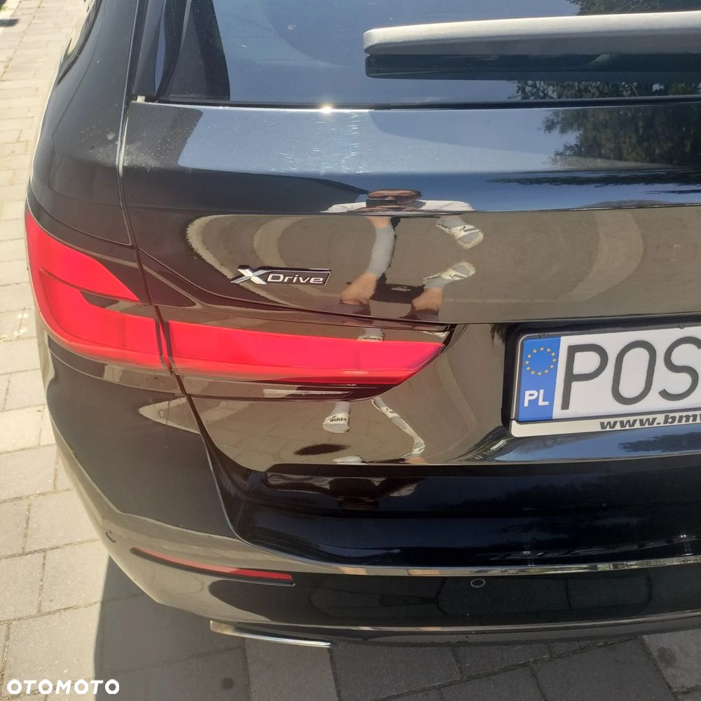 BMW Seria 5 520d xDrive Sport Line - 10