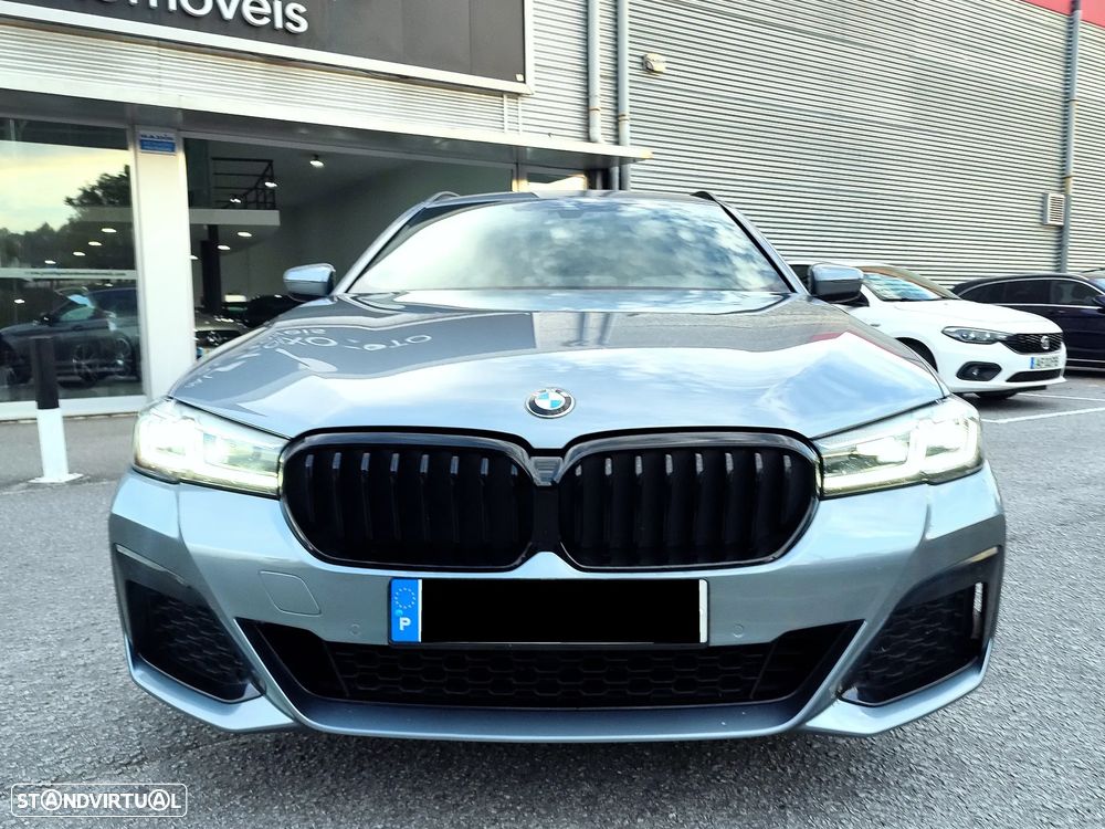 BMW 530 e Pack Desportivo M - 2