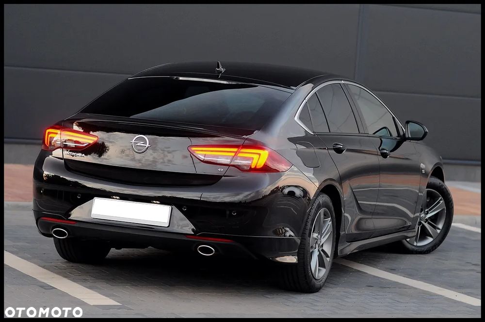 Opel Insignia 2.0 BiTurbo D 4x4 Automatik GSI - 8