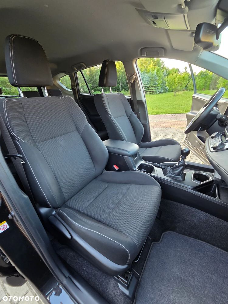 Toyota RAV4 2.0 D-4D 4x2 Start-Stop Edition-S - 17