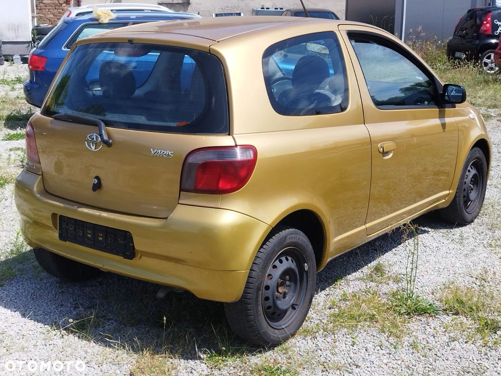 Toyota Yaris - 6