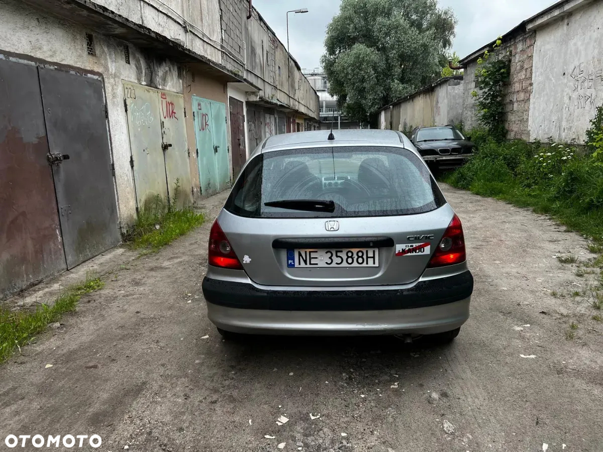 Honda Civic 1.4i - 11
