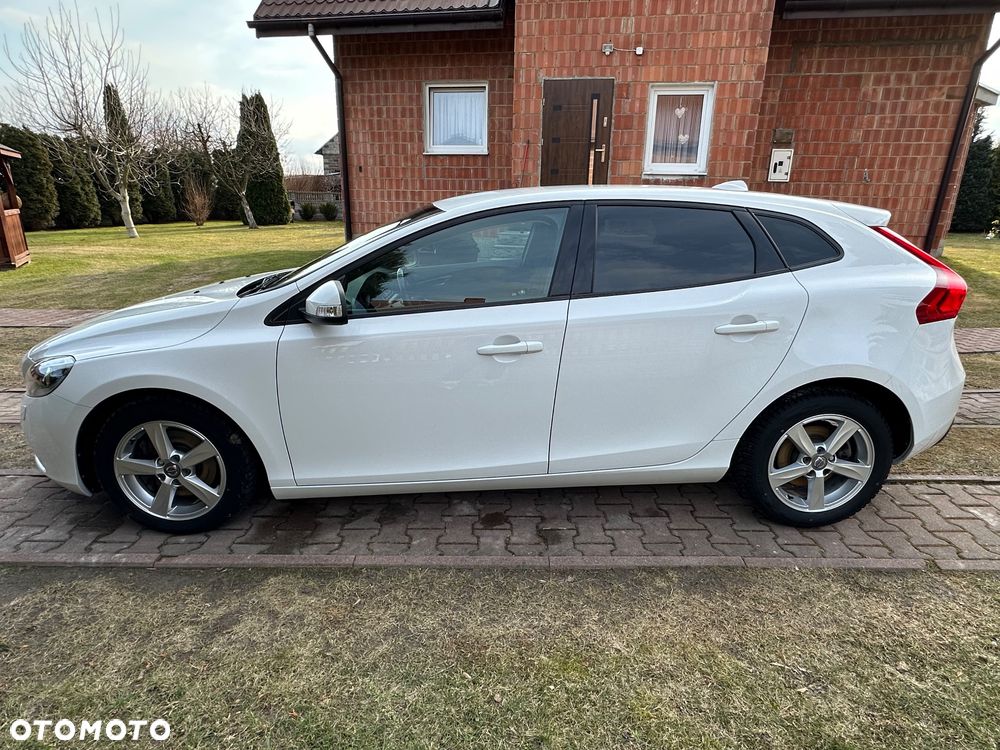 Volvo V40 D2 - 2