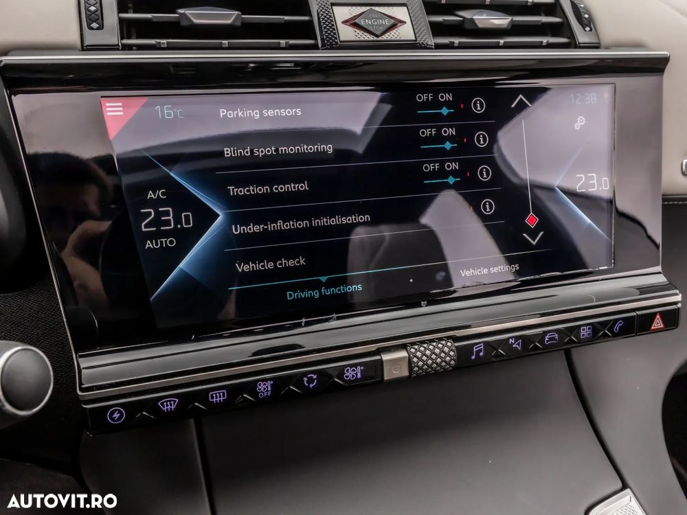 DS Automobiles DS 7 Crossback DS7 1.6 PHeV FWD 225 EAT8 OPERA - 32