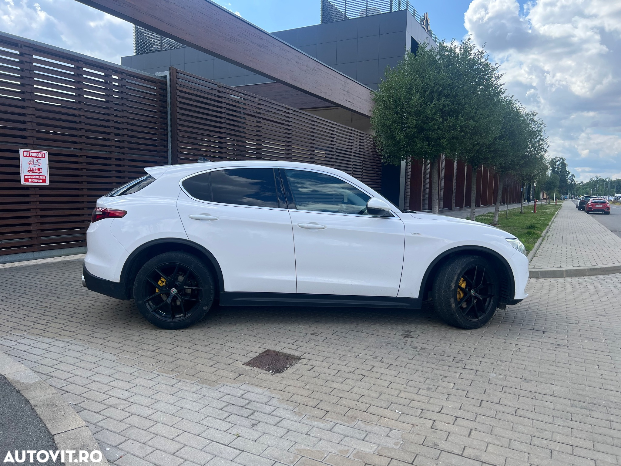 Alfa Romeo Stelvio 2.2 Diesel 16V AT8 Q4 Ti - 3