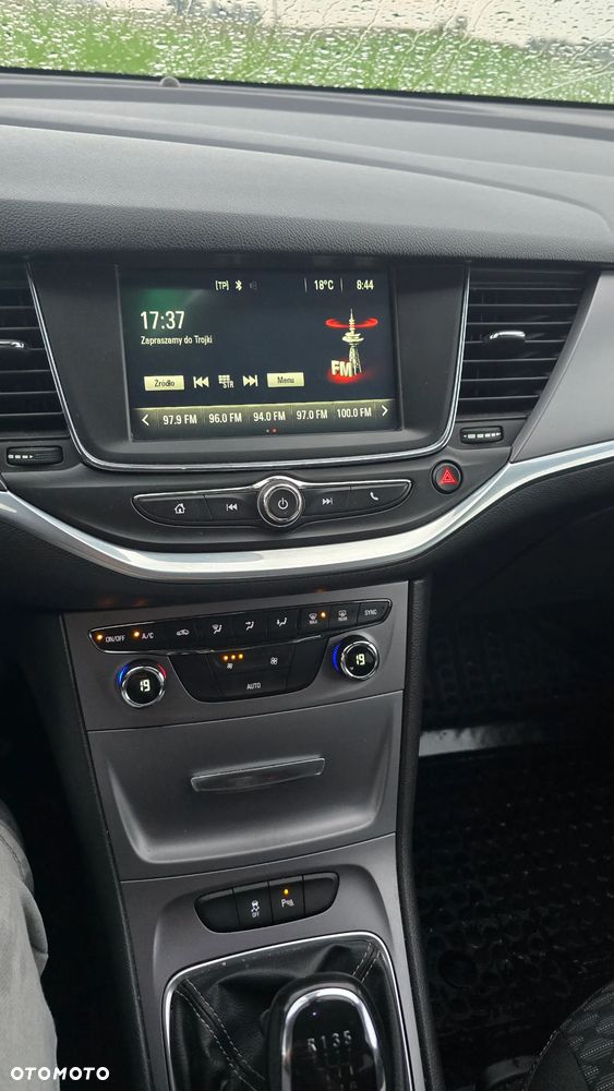 Opel Astra 1.4 T Enjoy - 12