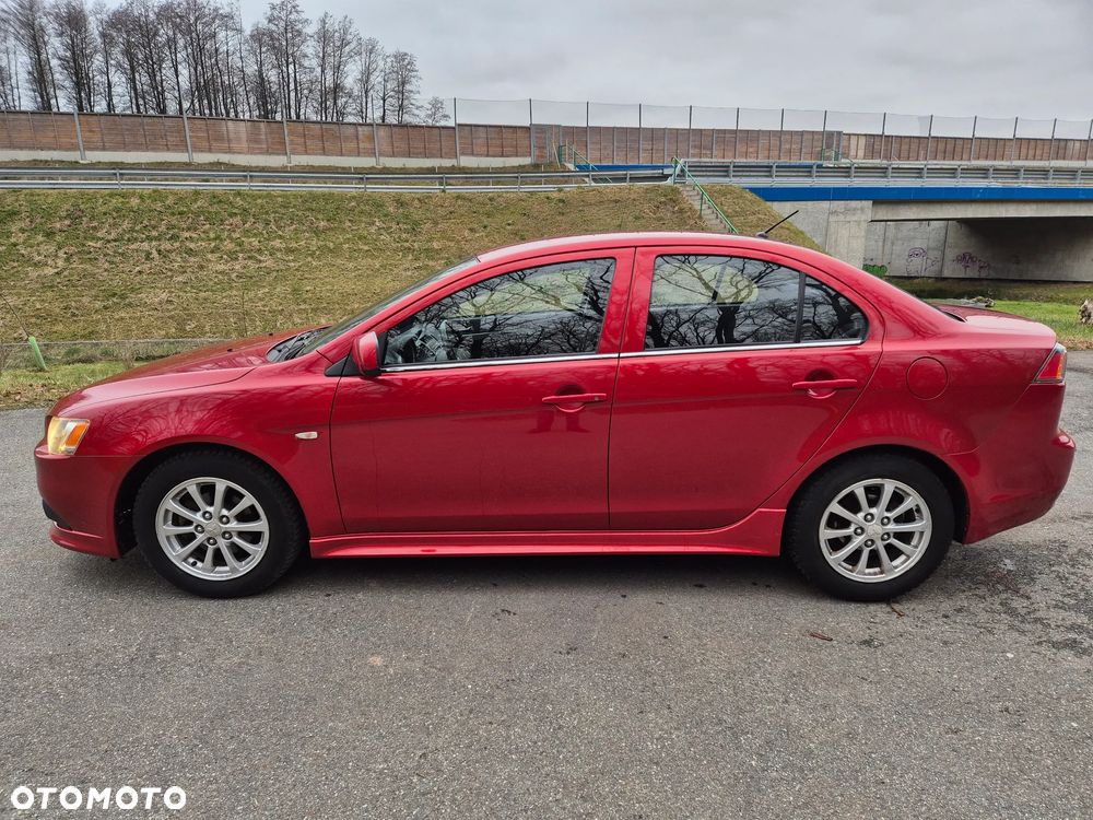 Mitsubishi Lancer 1.6 Invite - 8