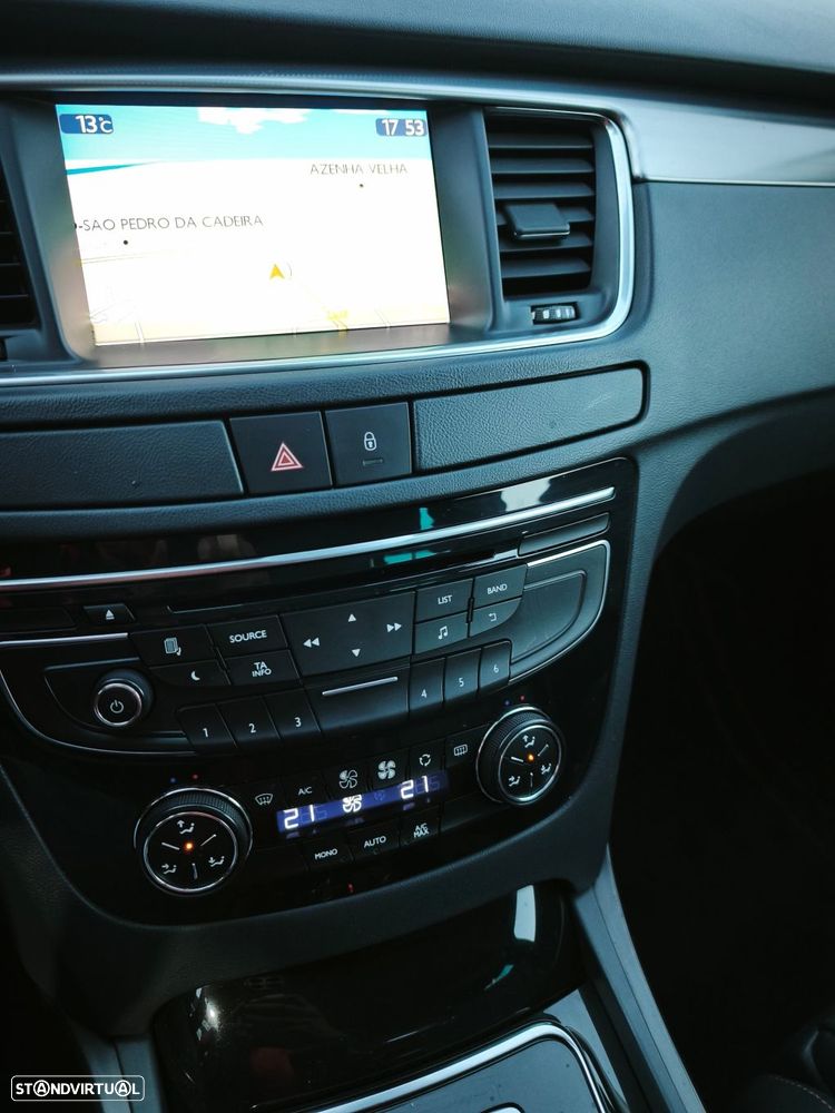 Peugeot 508 RXH 2.0 HDi Hybrid4 2-Tronic - 19